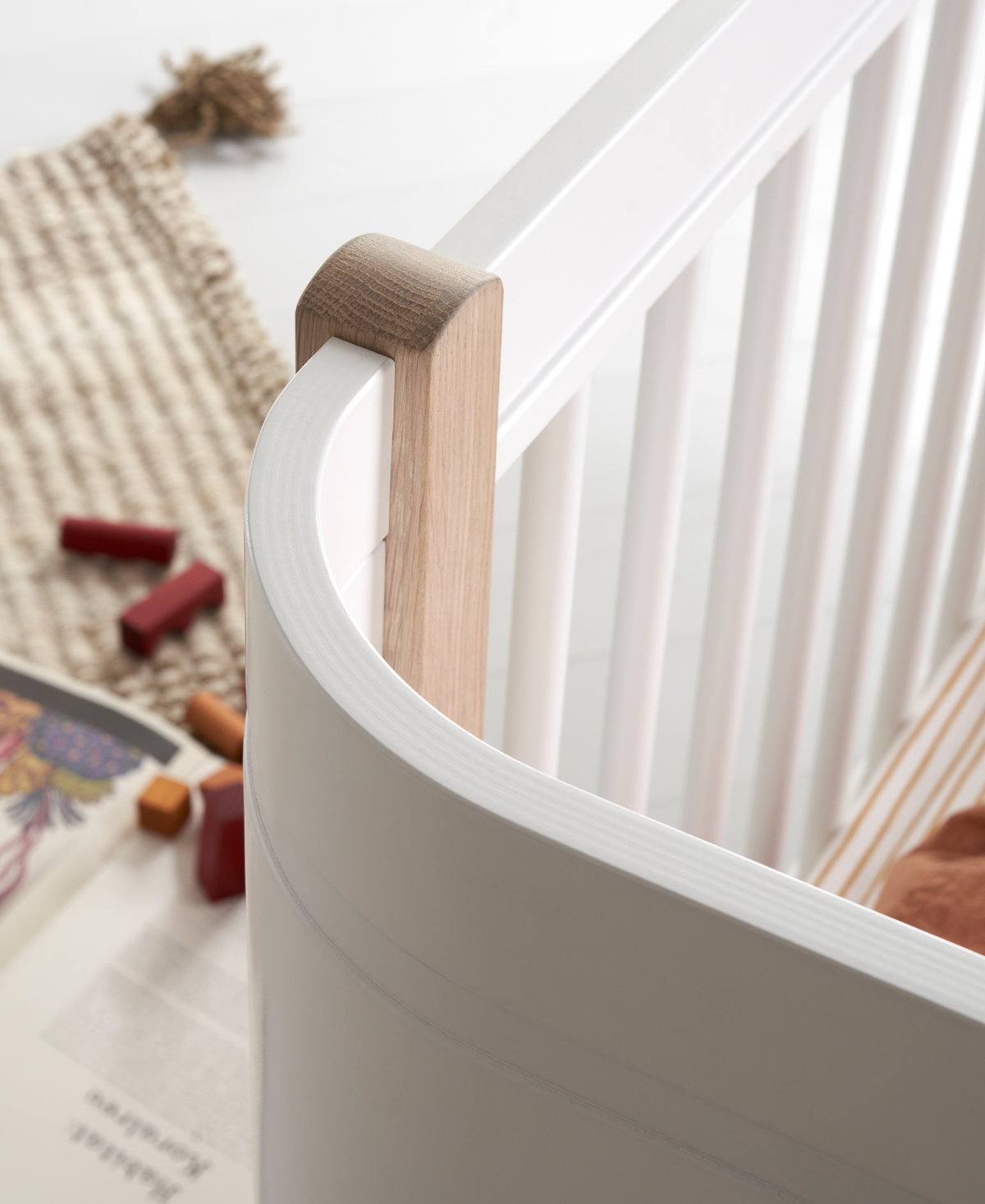 Wood Mini+ Babybett, weiss/Eiche